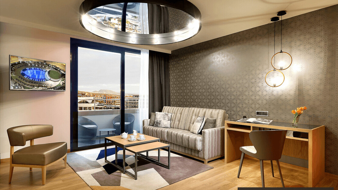 Studio Suite Silver and Gold 